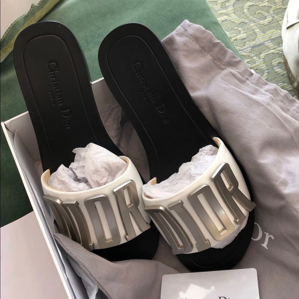 Perfect summer sandals.